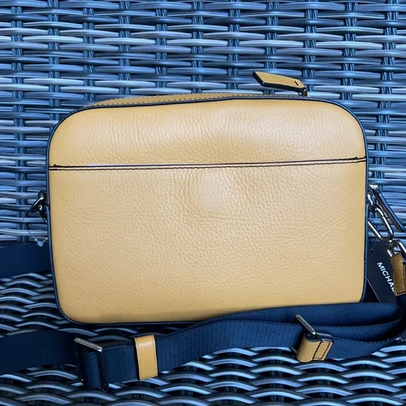 Michael Kors Cooper Utility Crossbody - Picture 6 of 16